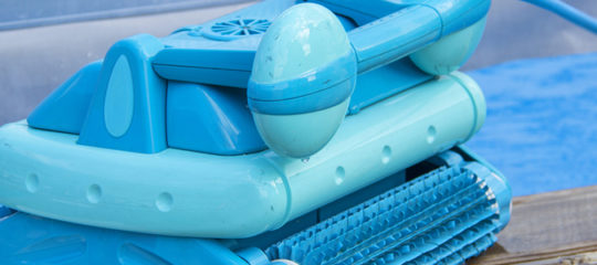 Modèle de robot pour nettoyer sa piscine